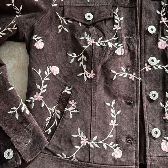 IN SUEDE Leather/Embroidery Jacket- size Small‎ - Picture 3 of 12